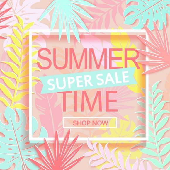 Multi color hooded tee - Picture 2 of 6